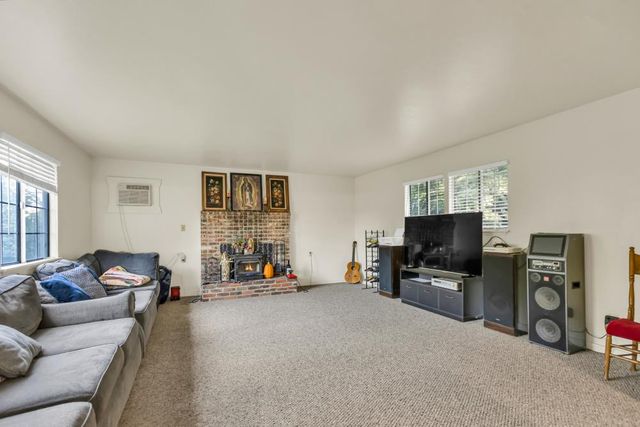 53140 S River Rd, Clarksburg, CA 95612