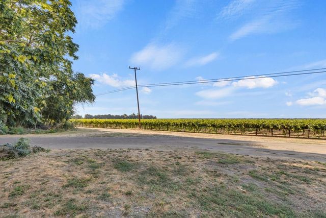 53140 S River Rd, Clarksburg, CA 95612