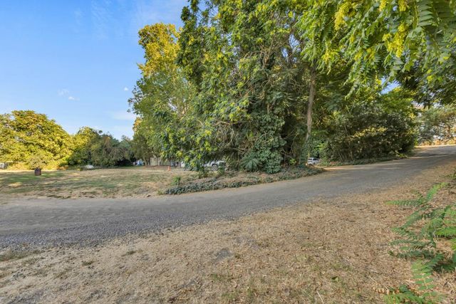 53140 S River Rd, Clarksburg, CA 95612