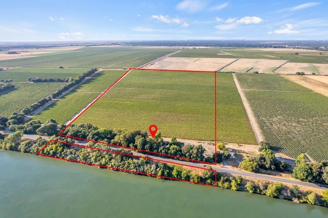 53140 S River Rd, Clarksburg, CA 95612