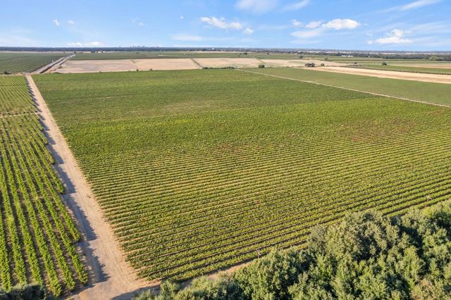 53140 S River Rd, Clarksburg, CA 95612