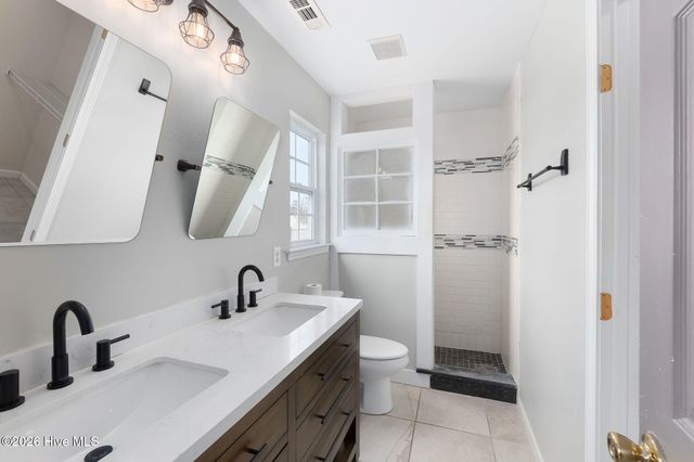 433 Meeting Street, Beaufort, NC 28516