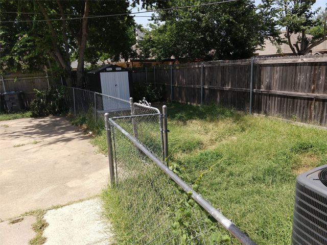 5710 Red Cactus Court, Arlington, TX 76017