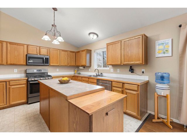 1296 S Frances Ave, Milliken, CO 80543