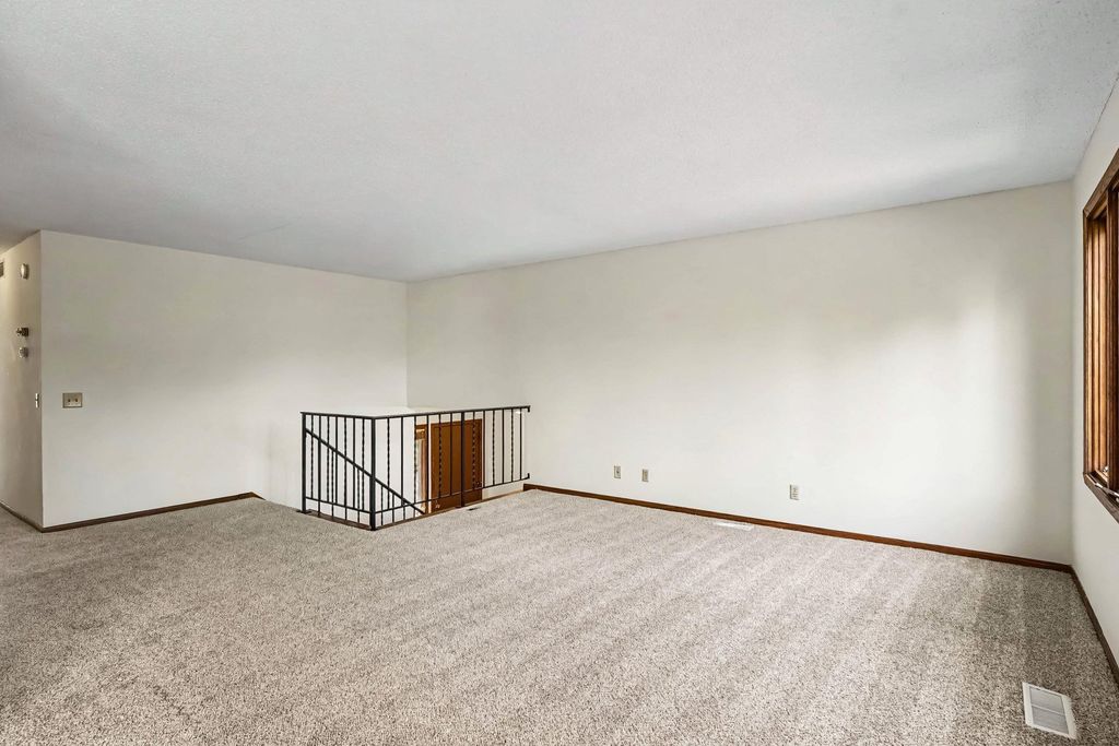3053 Pine Ridge Drive, Eagan, MN 55121 — photo 4