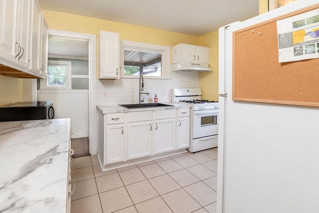 1909 Linden Avenue SE, Grand Rapids, MI 49507