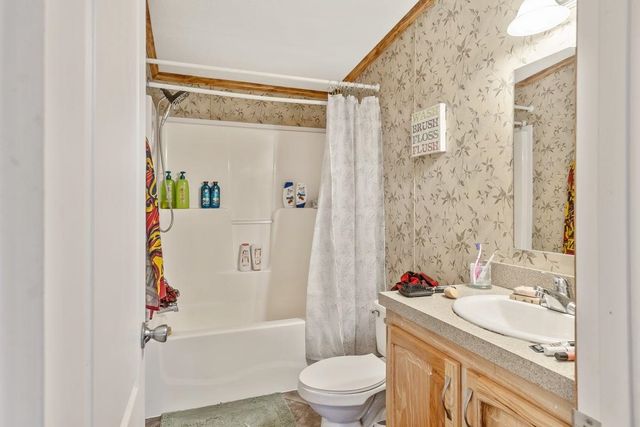 26 Deso Drive Extension, Alburgh, VT 05440