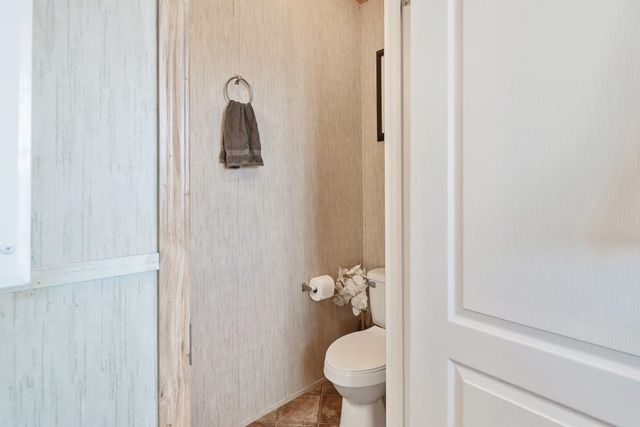 26 Deso Drive Extension, Alburgh, VT 05440