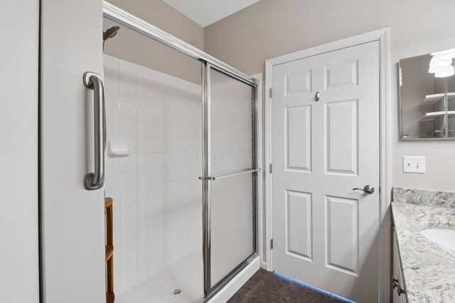8848 Linksway Drive, Powell, OH 43065