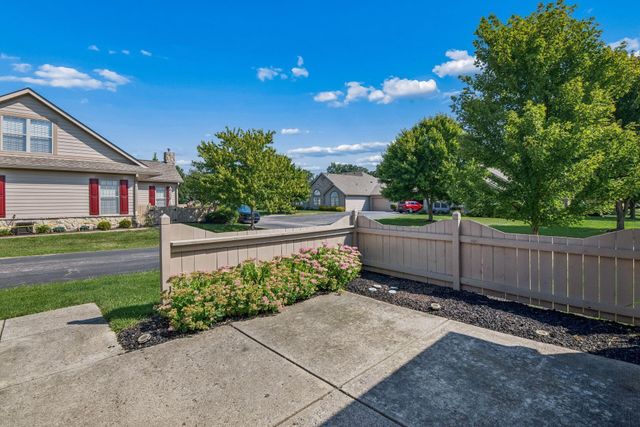 8848 Linksway Drive, Powell, OH 43065