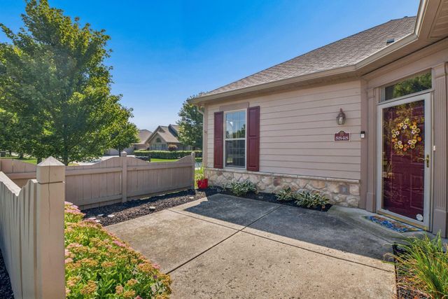 8848 Linksway Drive, Powell, OH 43065