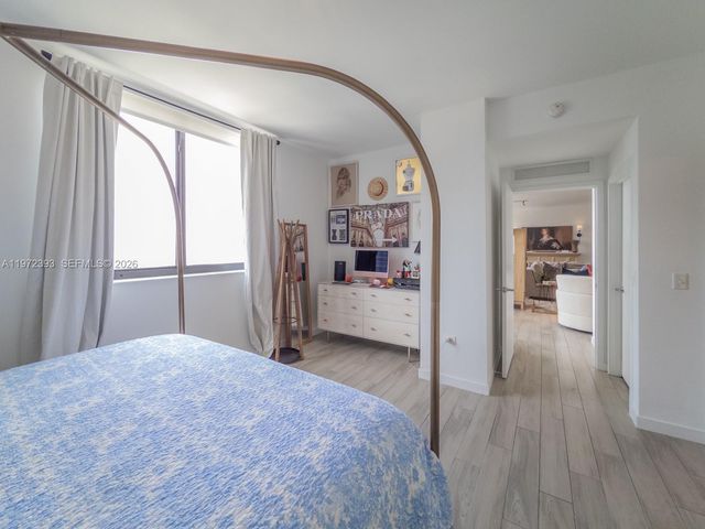 999 SW 1st Ave 3204, Miami, FL 33130