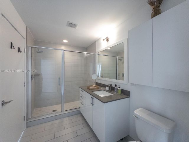 999 SW 1st Ave 3204, Miami, FL 33130