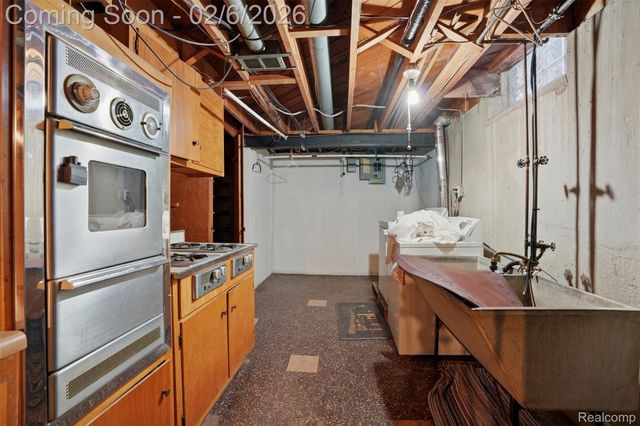 24404 Cubberness Street, St. Clair Shores, MI 48080