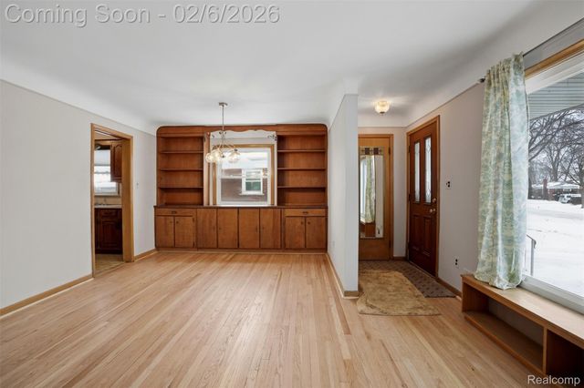 24404 Cubberness Street, St. Clair Shores, MI 48080