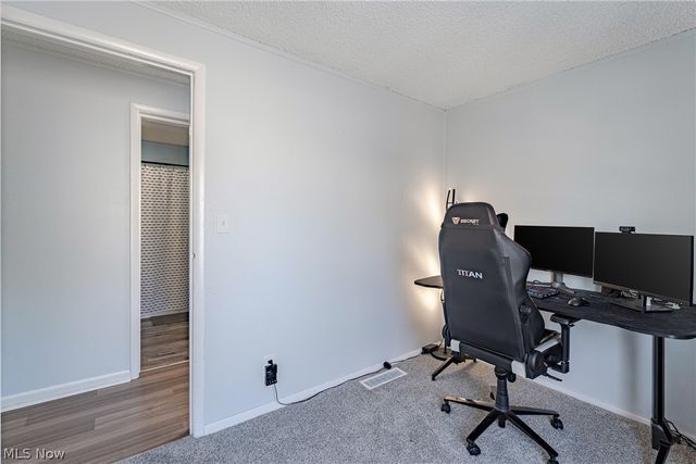 999 Morningview Avenue, Akron, OH 44305