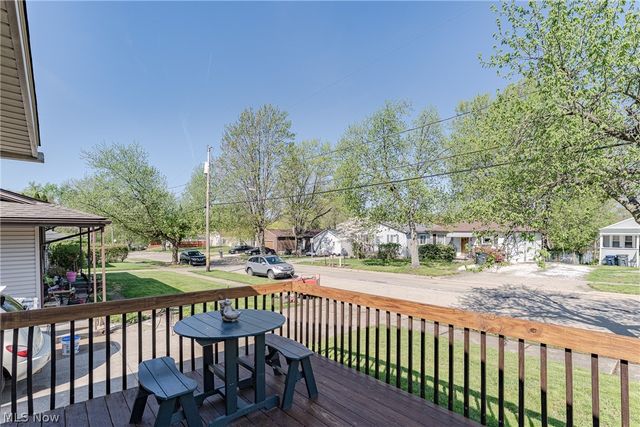 999 Morningview Avenue, Akron, OH 44305