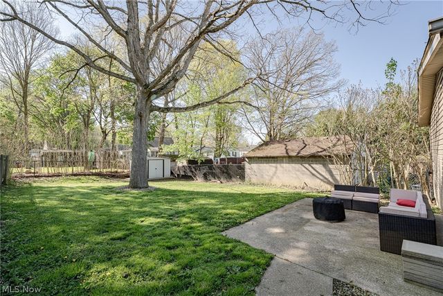 999 Morningview Avenue, Akron, OH 44305