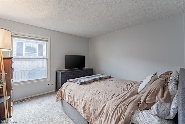 999 Morningview Avenue, Akron, OH 44305