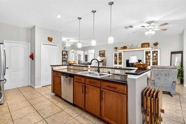 808 BRONZE BUSH COURT, Plant City, FL 33566