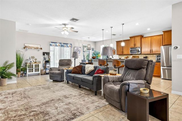 808 BRONZE BUSH COURT, Plant City, FL 33566