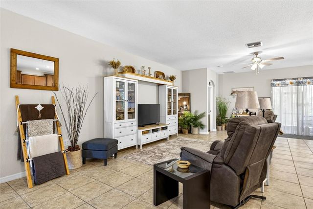 808 BRONZE BUSH COURT, Plant City, FL 33566