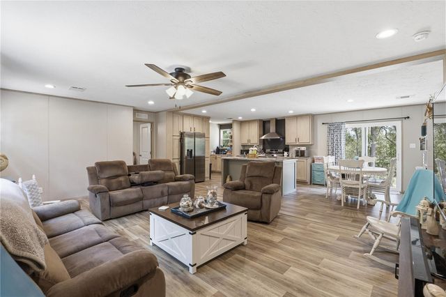 29578 SW 63RD AVENUE, Newberry, FL 32669