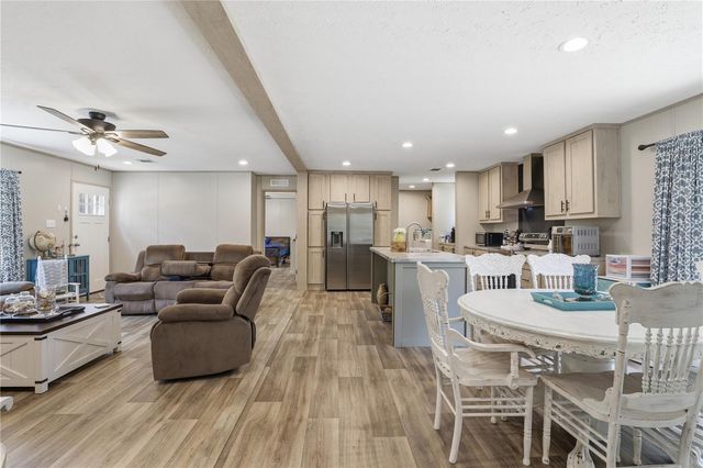 29578 SW 63RD AVENUE, Newberry, FL 32669