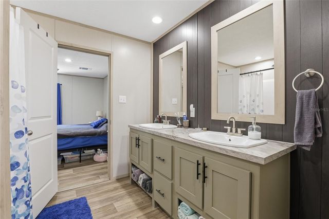 29578 SW 63RD AVENUE, Newberry, FL 32669