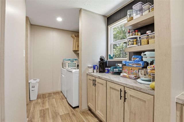 29578 SW 63RD AVENUE, Newberry, FL 32669