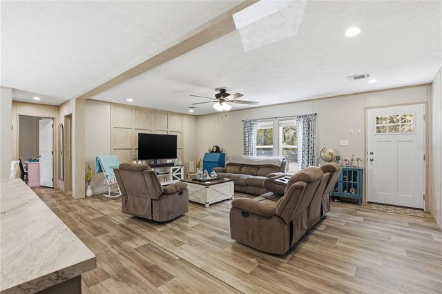 29578 SW 63RD AVENUE, Newberry, FL 32669