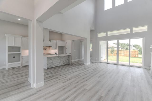 624 Edgewood, Montgomery, TX 77356