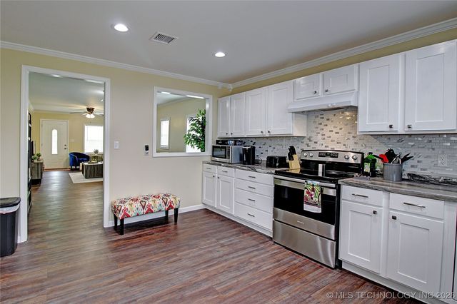 519 S Yorktown Avenue, Tulsa, OK 74104