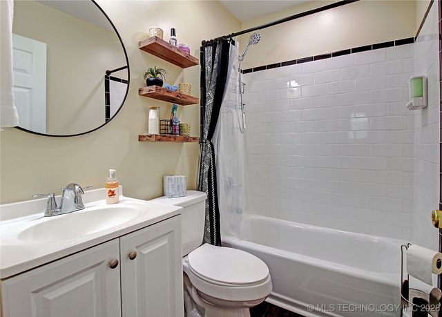 519 S Yorktown Avenue, Tulsa, OK 74104