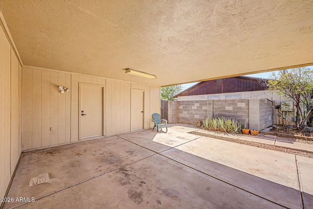 515 W GREENTREE Drive, Chandler, AZ 85225