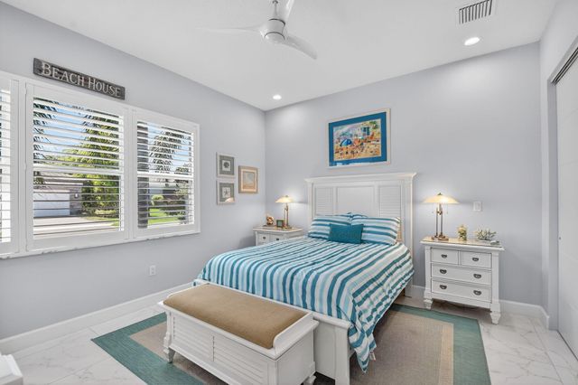 9193 Seahorse Bay Drive, Boynton Beach, FL 33473