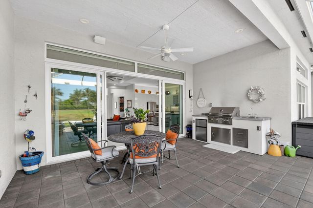 9193 Seahorse Bay Drive, Boynton Beach, FL 33473