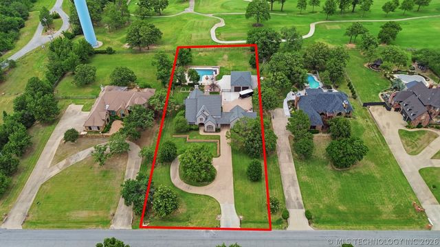 4809 Oak Leaf Drive, Tulsa, OK 74132