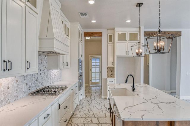 13324 SW 8th Street, Yukon, OK 73099