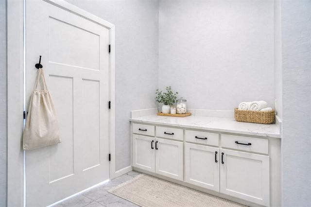 13324 SW 8th Street, Yukon, OK 73099