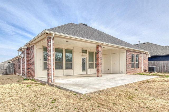 13324 SW 8th Street, Yukon, OK 73099