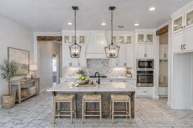 13324 SW 8th Street, Yukon, OK 73099