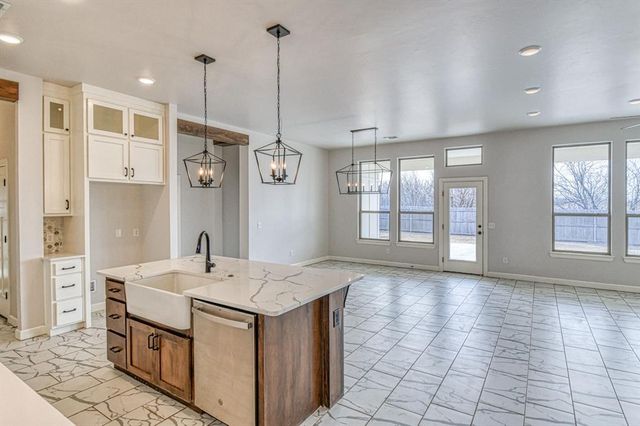 13324 SW 8th Street, Yukon, OK 73099