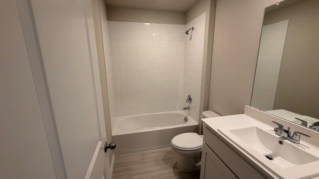 8445 HOLLYMEAD Lane, Fort Worth, TX 76131