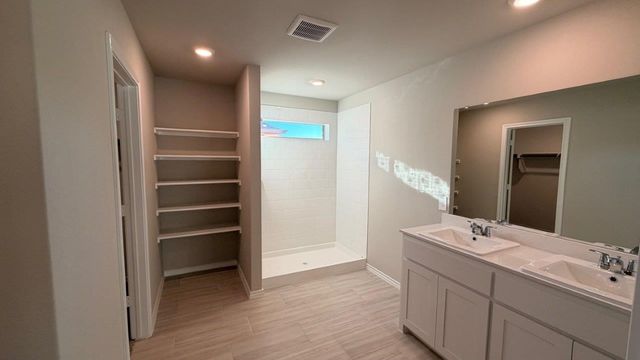 8445 HOLLYMEAD Lane, Fort Worth, TX 76131