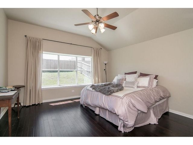 212 Creekwood Drive, Princeton, TX 75407