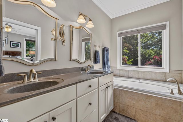 208 King Eider Way, Taylors, SC 29687