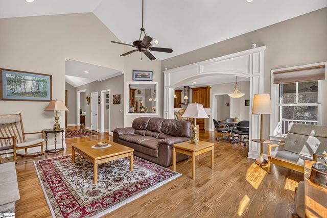 208 King Eider Way, Taylors, SC 29687
