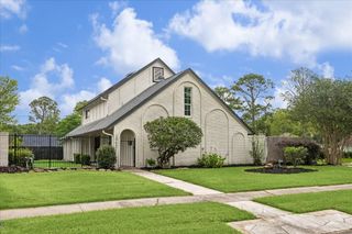 10602 Riverview Drive, Houston, TX 77042