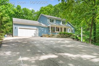 2533 Spring Grove Drive, Genoa Township, MI 48114